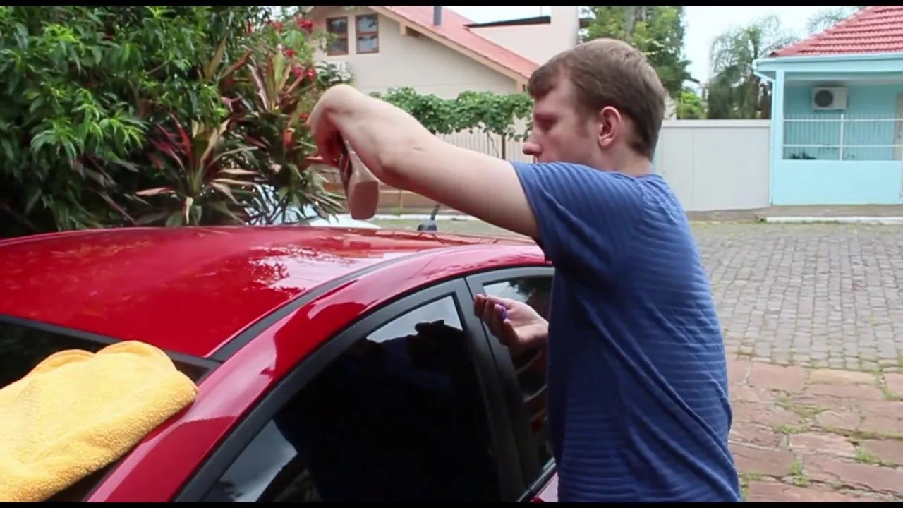 Pasta abrasiva 3M: como descontaminar a pintura do carro